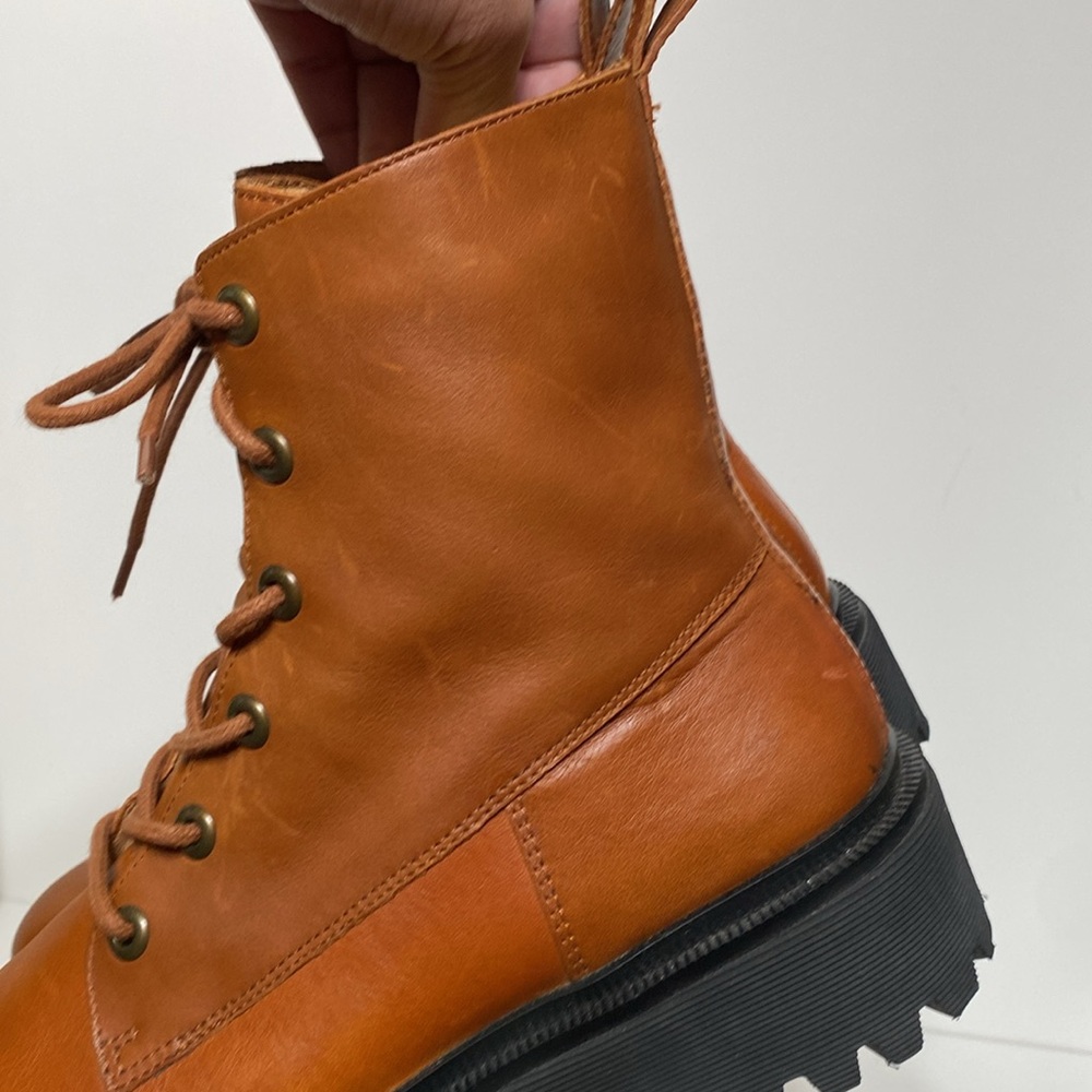 Madewell The Rayna Lace Up Leather Boots - Picture 12 of 17